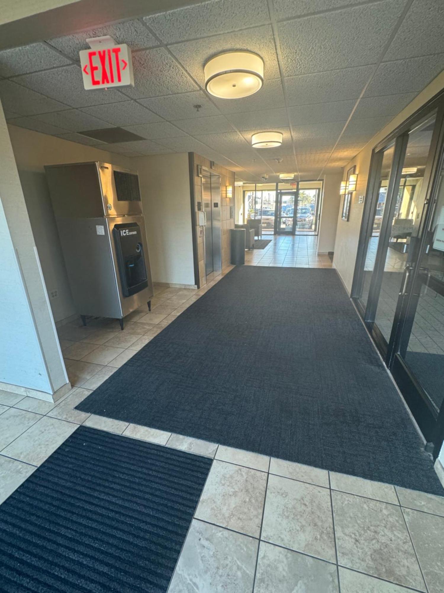 Sonesta Essential Houston Hobby Airport Hotel Exterior foto