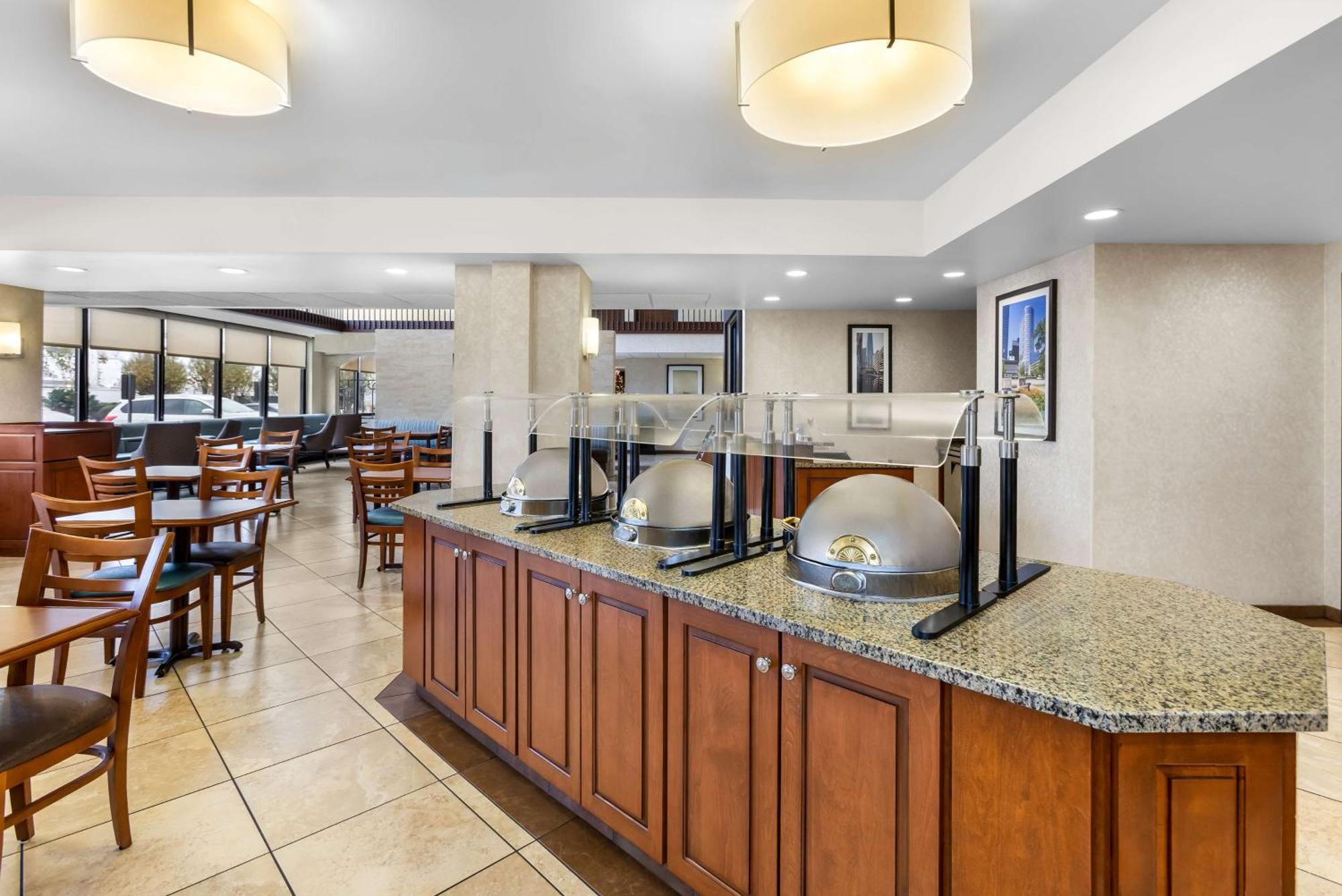 Sonesta Essential Houston Hobby Airport Hotel Exterior foto